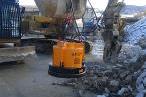 Magnete idraulico al lavoro